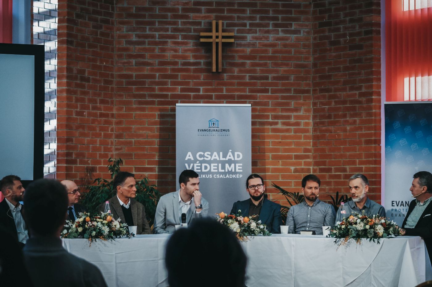 A család védelme – a biblikus családkép címmel szervezett konferenciát az Evangelikál Csoport Egyesület március 19-én a MEÖT székházában. - fotó: Decmann Hanna