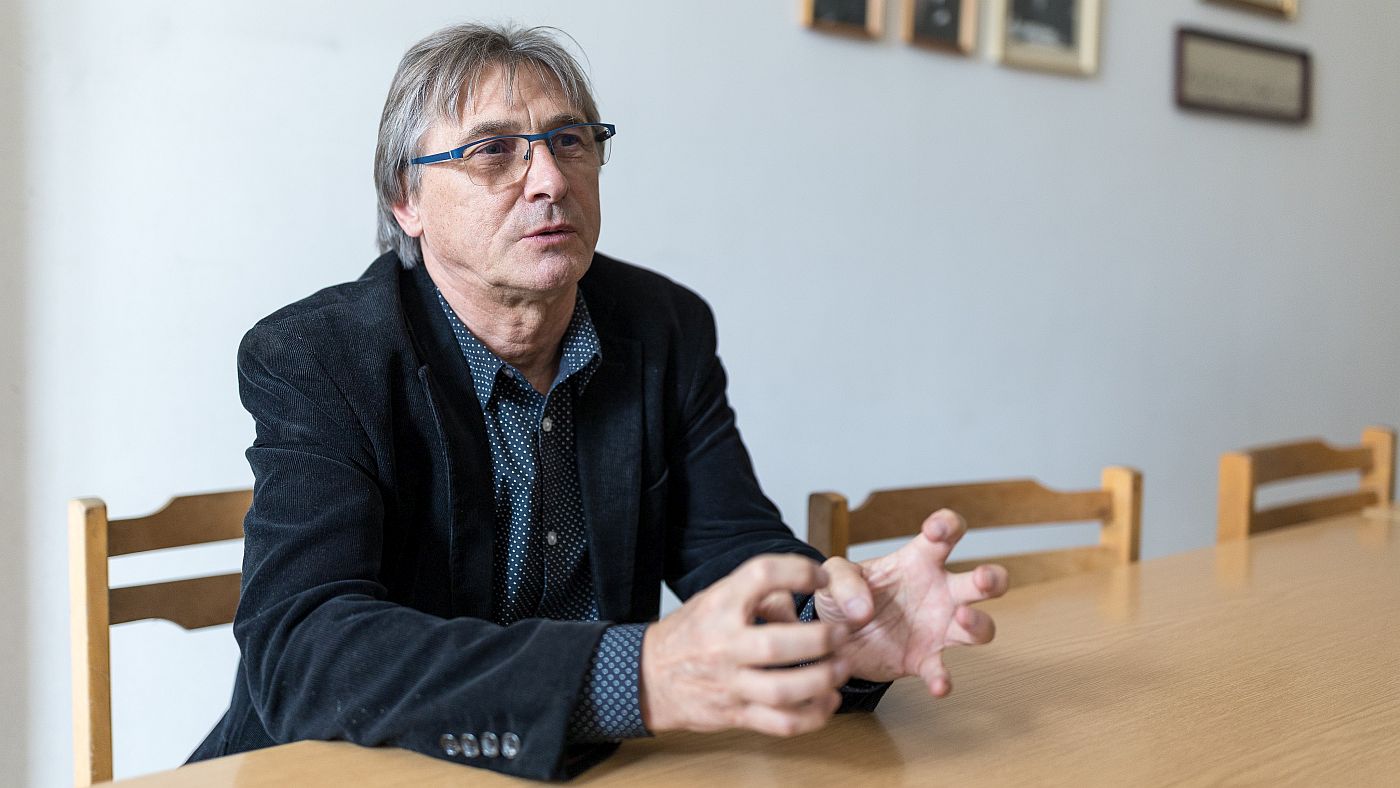 Juhász Dezső nyelvész