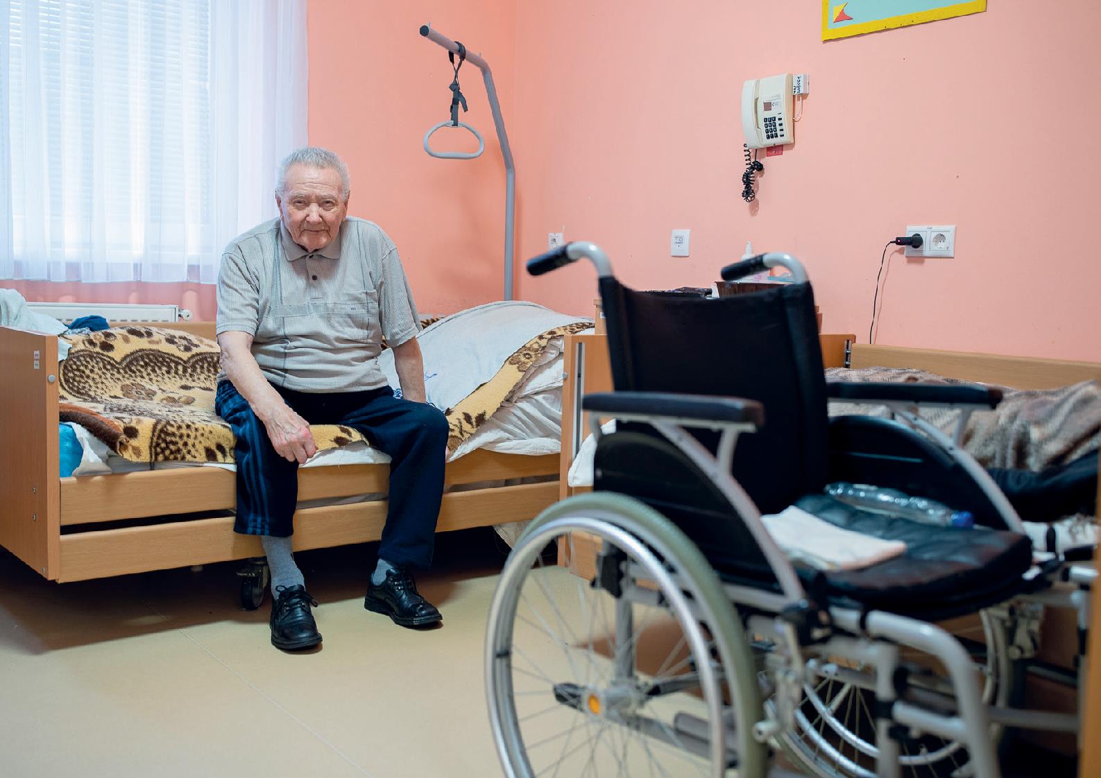 idős lakó egy diakóniai otthonban