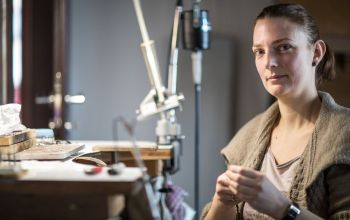 Miklós Rita ékszerész - fotó: Magyari Márton