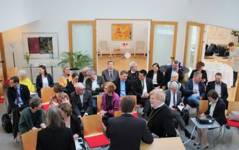 A Finn Nagykövetség rezidenciáján találkoztak egymással a finnországi testvérgyülekezettel rendelkező magyar evangélikus egyházközségek képviselői március 23-án.