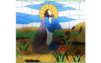 Jesus_Praying_Stained_Windows_foto_Christian_Advs_Sltg_Wikimedia_Commons